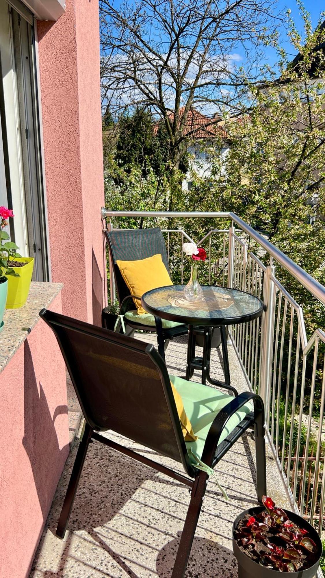 Hrasnica Guest House Bosnian House מראה חיצוני תמונה